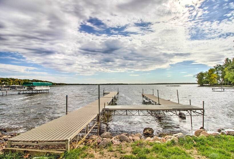 Delightful Isle Retreat W/ Boat Dock & Slip!