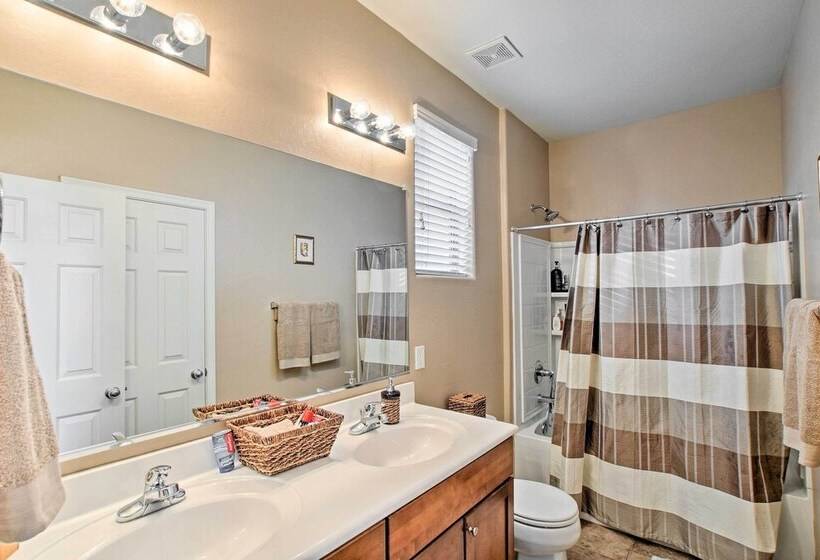 Dog Friendly Arizona Retreat W/ Patio & Grill!