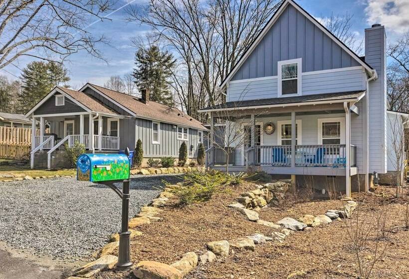 Downtown Brevard Retreat With Fire Pit & Deck!