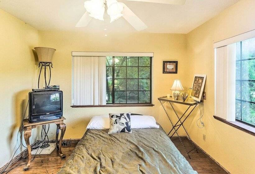 Downtown Cottonwood Home W/ Patio!