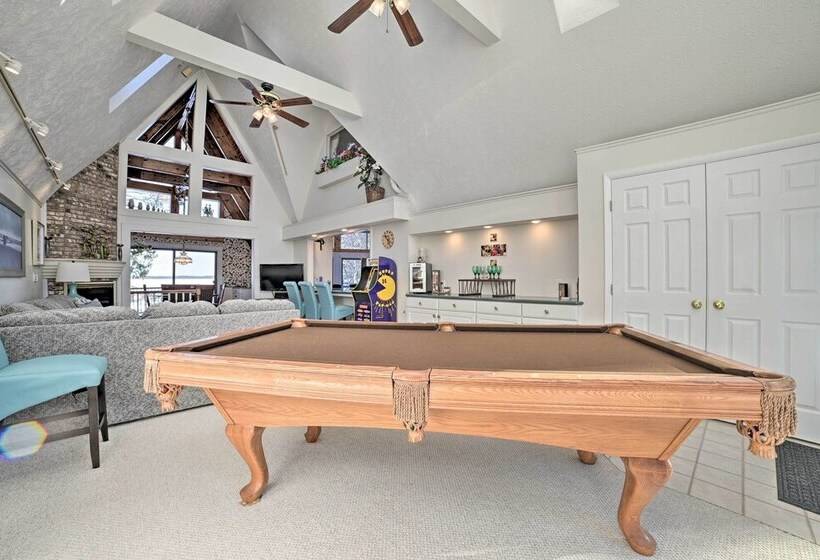 Dreamy Lake Skegemog Retreat: Boat, Ski & Sip!