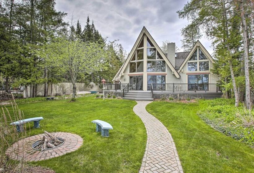 Dreamy Lake Skegemog Retreat: Boat, Ski & Sip!