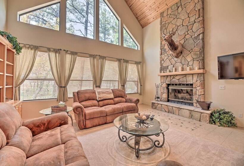 Elk Haven Show Low Cabin W/ Deck & Pool Table!