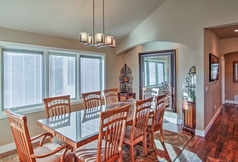 Bella Greens  Spacious Sturgis Home W/ Large Deck