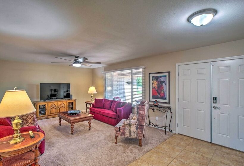 Pet Friendly Arizona Escape: Golf & Hike Nearby!