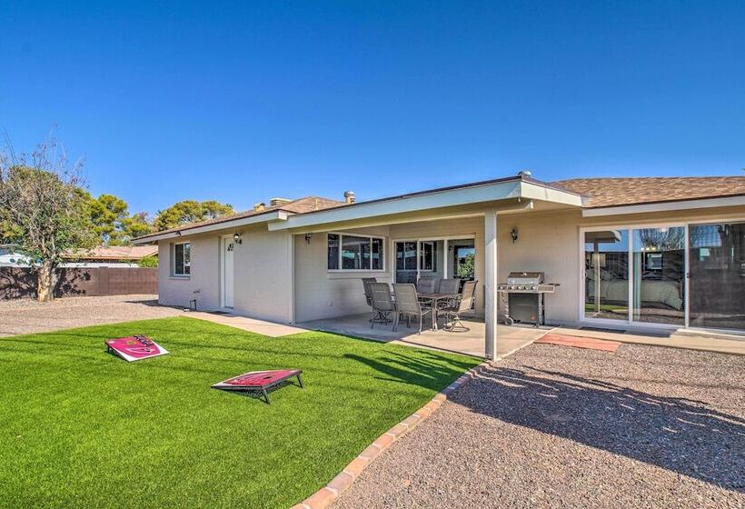 Pet Friendly Arizona Escape: Golf & Hike Nearby!