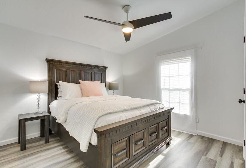 Phoenix Family Home Near Cave Creek & Hiking!