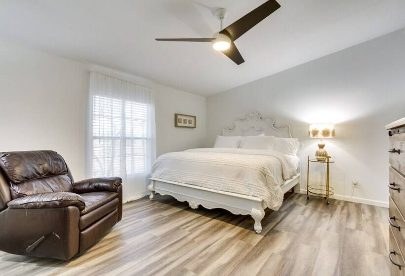 Phoenix Family Home Near Cave Creek & Hiking!