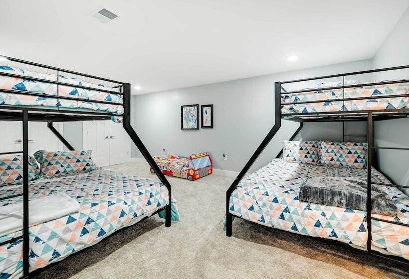 Family Friendly Russell Springs Home W/ Game Room!