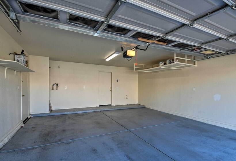 San Tan Valley Home W/ Private Pool & Hot Tub!