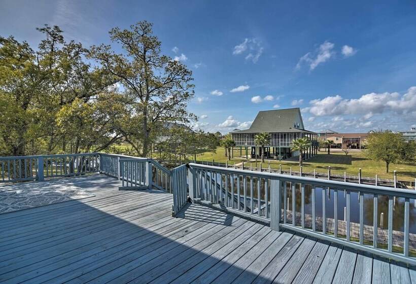 Fish At Canalfront Bay St Louis Home   Dock & Deck