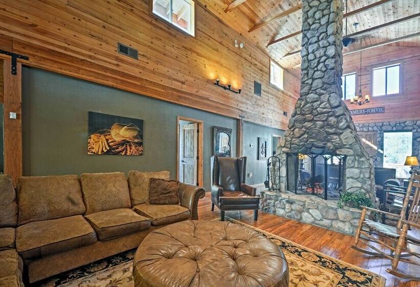 Flagstaff Cabin On 5 Acres W/ Fireplace & Fire Pit
