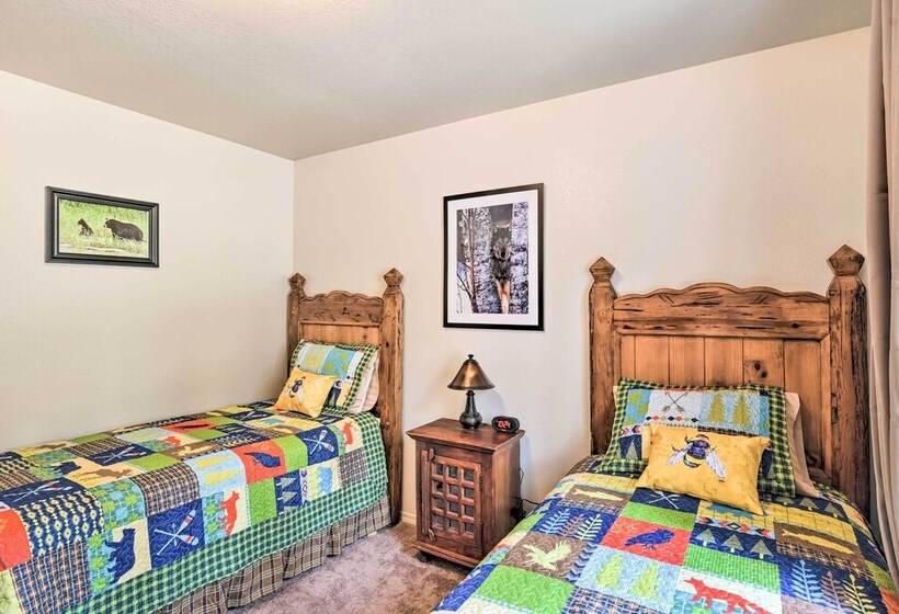 Flagstaff Home W/back Deck   5 Mi To Downtown