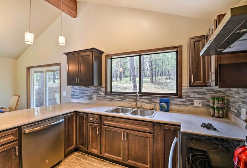 Flagstaff Home W/back Deck   5 Mi To Downtown