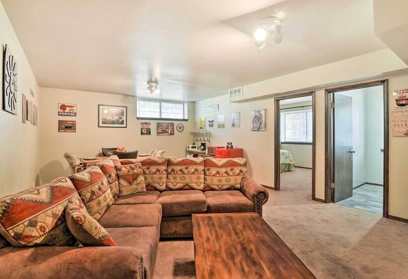 Flagstaff Home W/back Deck   5 Mi To Downtown