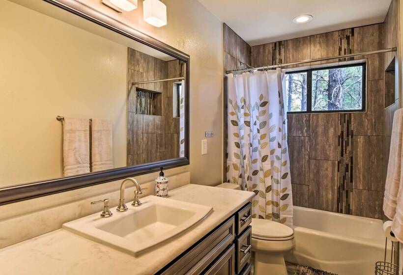 Flagstaff Home W/back Deck   5 Mi To Downtown