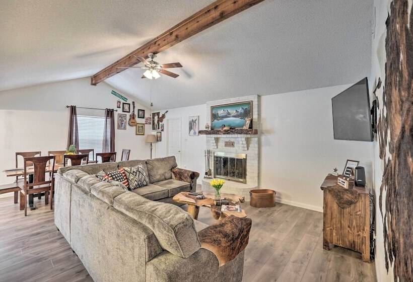 Fort Worth Home < 1 Mi To Eagle Mountain Lake