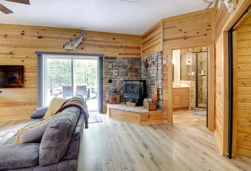French Lick Cabin W/ Covered Porch & Gas Grill!