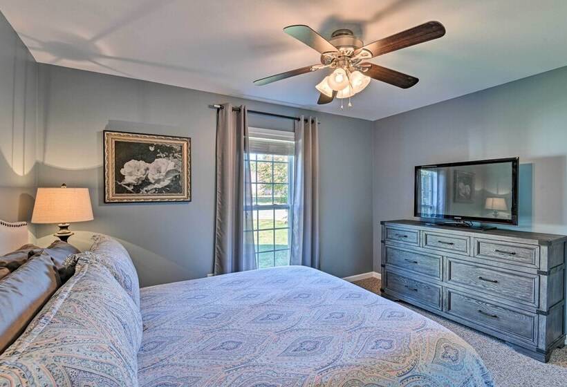 Gallatin House On Long Hollow Golf Course!