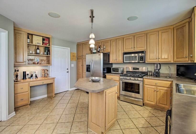 Gallatin House On Long Hollow Golf Course!