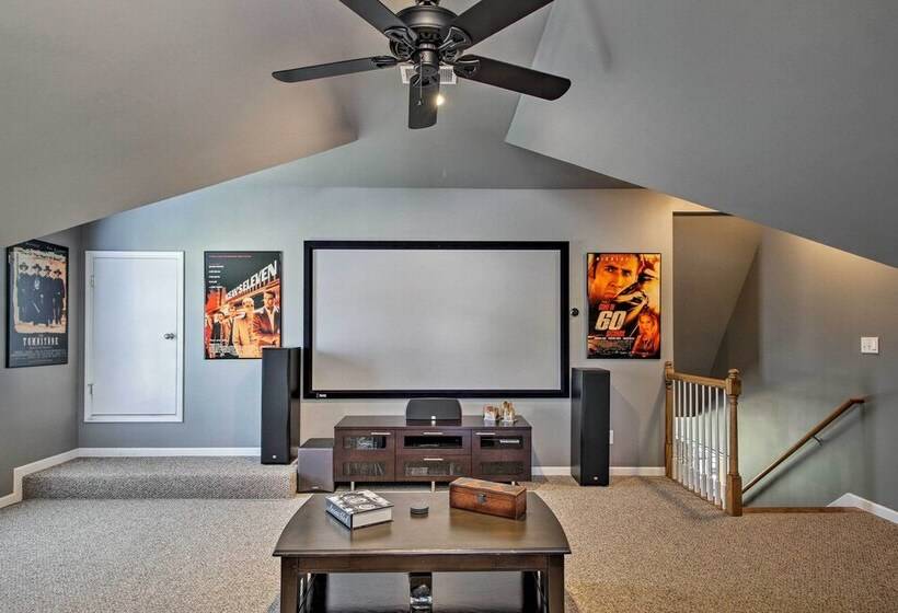 Gallatin House On Long Hollow Golf Course!