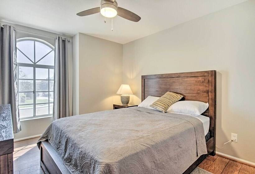 Gilbert Home W/ Private Pool & Putting Green!