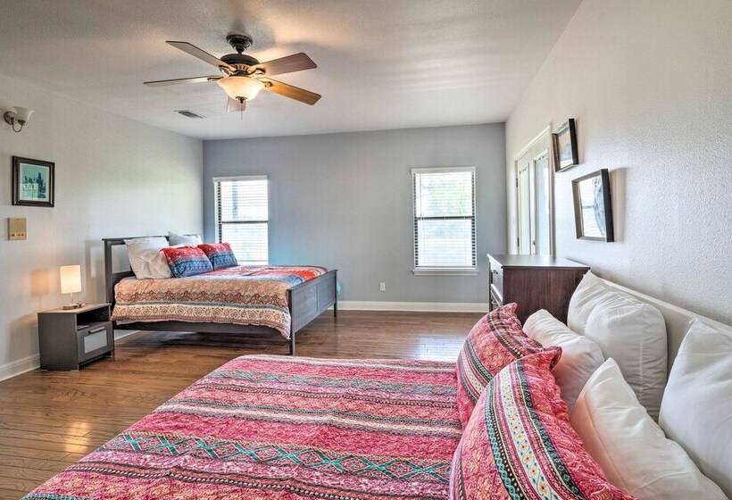 Gingerland Ranch In Del Valle: Game Room & Porch