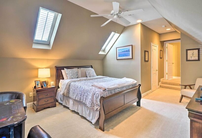 Golfer S Dream Near Clubhouse Of Pcc No 6!