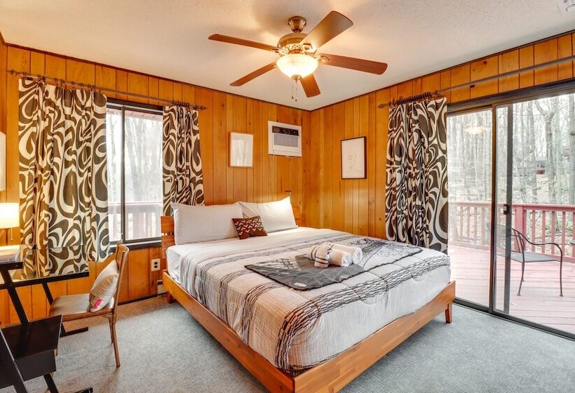 Gouldsboro Cabin W/ Game Room   Near Lakes!