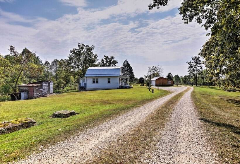 Grandma S Farm House  On 125 Acres W/ Fire Pit!