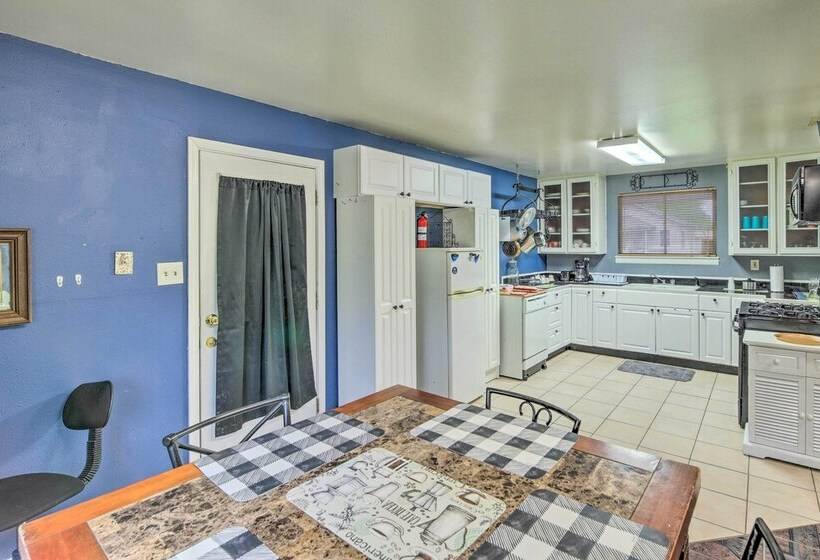 Gulf Coast Home < 2 Mi To Parks & Museums!