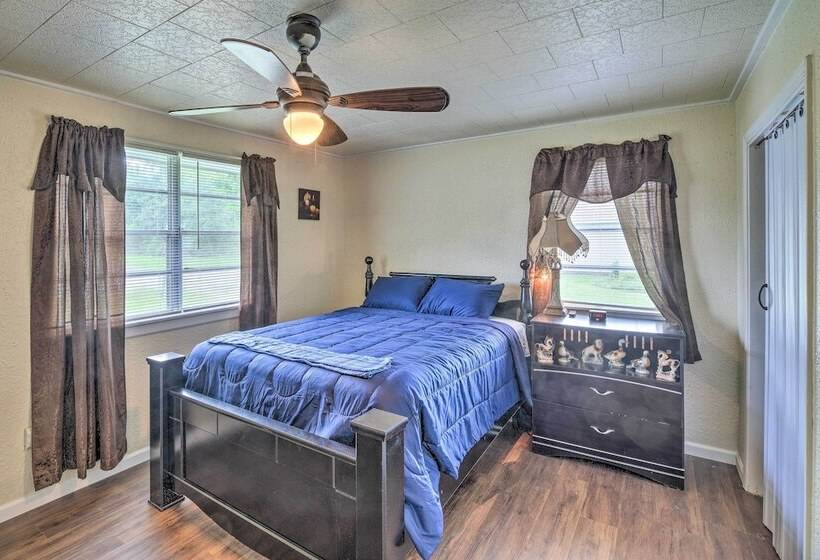 Gulf Coast Home < 2 Mi To Parks & Museums!