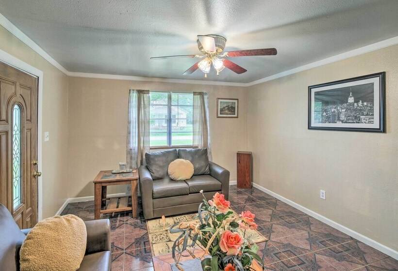 Gulf Coast Home < 2 Mi To Parks & Museums!