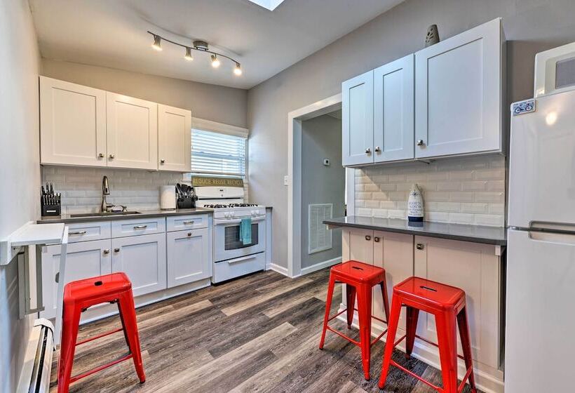 Gulf Coast Cottage   Walk To Beach & Boardwalk!