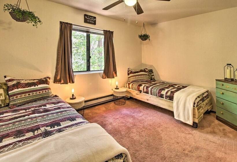 Homey Pinetop Lakeside Gem Near Lake + Trails