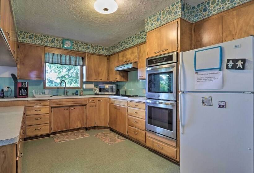 Honeysuckle On Hayden  Lakefront Home W/ Dock!