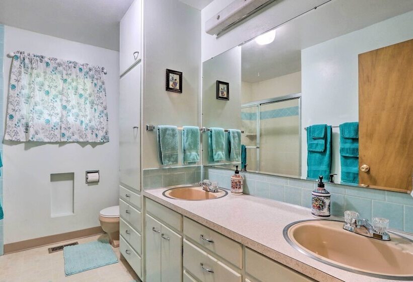 Honeysuckle On Hayden  Lakefront Home W/ Dock!