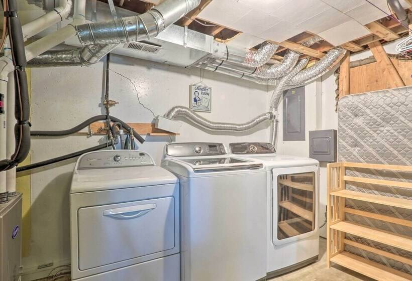 Honeysuckle On Hayden  Lakefront Home W/ Dock!