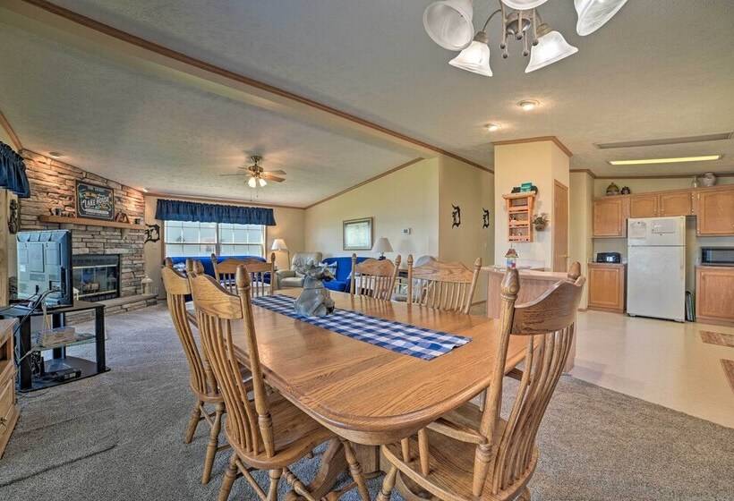 Houghton Lake House W/fire Pit   2 Mi To Trails!