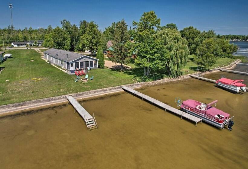 Houghton Lake House W/fire Pit   2 Mi To Trails!