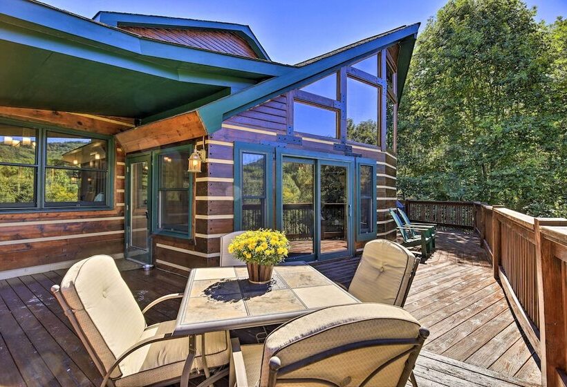 Ski, Hike, & Visit Vineyards: Banner Elk Cabin