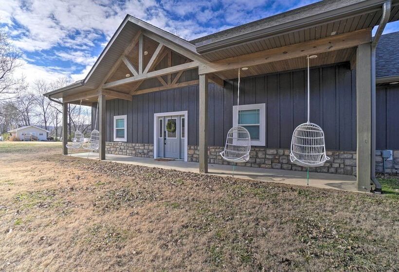 Idyllic Cotter Escape: Steps To White River!