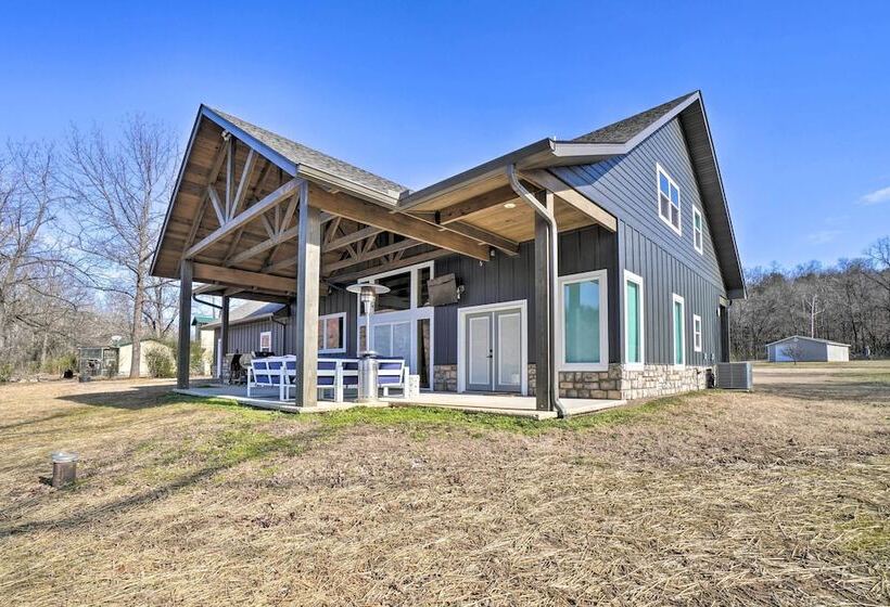 Idyllic Cotter Escape: Steps To White River!