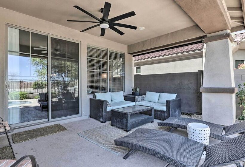 Idyllic Gilbert Abode W/ Private Pool: Near Golf!