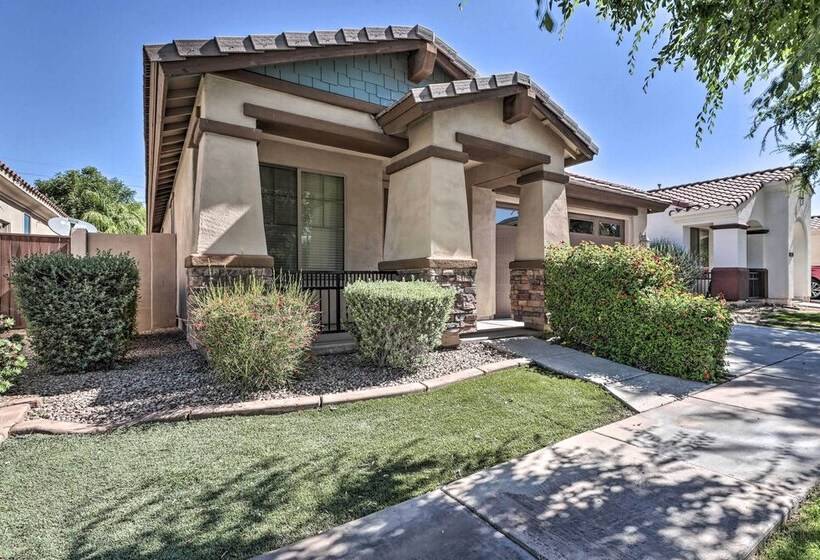 Idyllic Gilbert Abode W/ Private Pool: Near Golf!