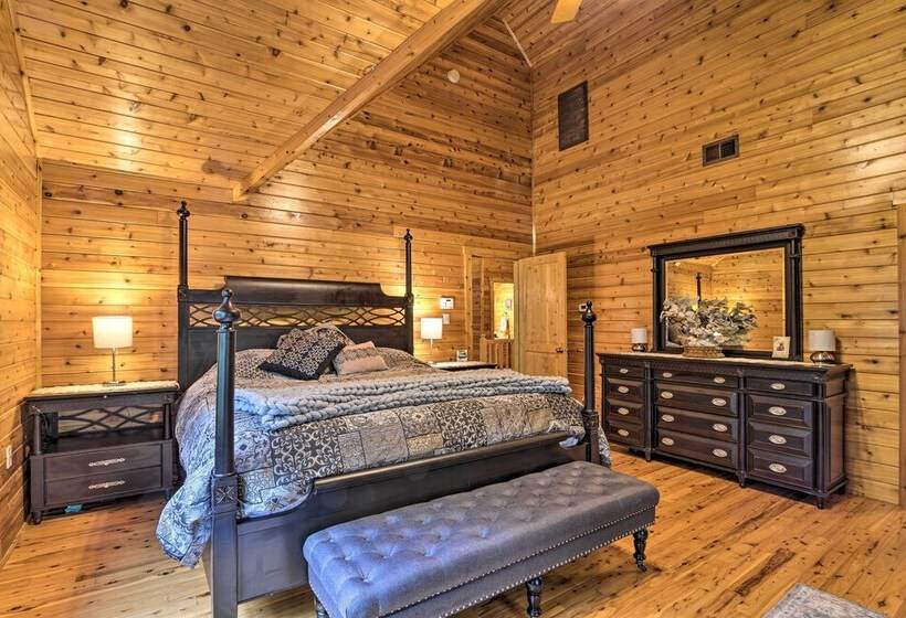 Idyllic Mtn Retreat W/ Hot Tub Near Shenandoah Np!