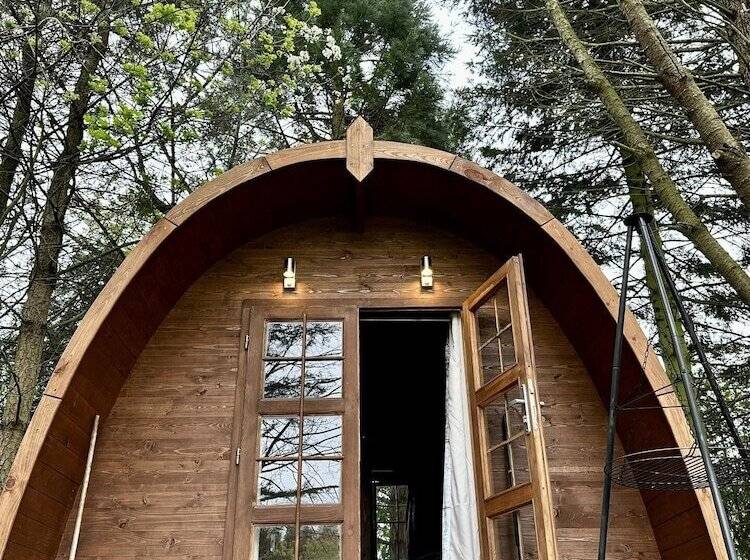 Woodland Camping Pod With Use Of Campsite Bathroom