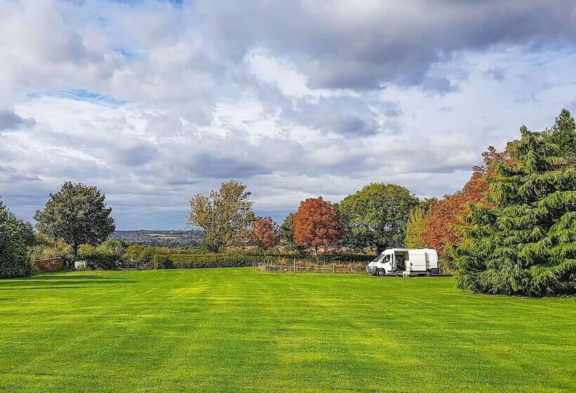 Woodland Camping Pod With Use Of Campsite Bathroom