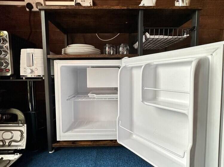 Woodland Camping Pod With Use Of Campsite Bathroom