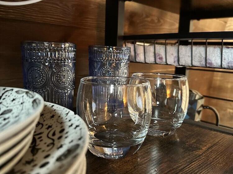 Woodland Camping Pod With Use Of Campsite Bathroom